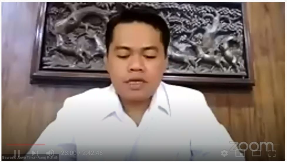 Di Kabupaten Pasuruan, Aang Ajak Santri Mengawasi Pilkada