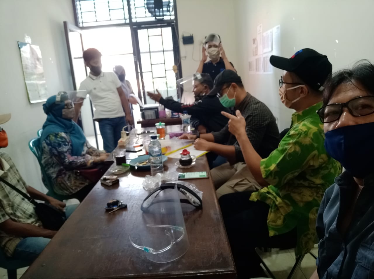 MENEMBUS ZONA HITAM Kisah Bawaslu Surabaya Awasi Verifikasi Faktual Dukungan Calon Perseorangan