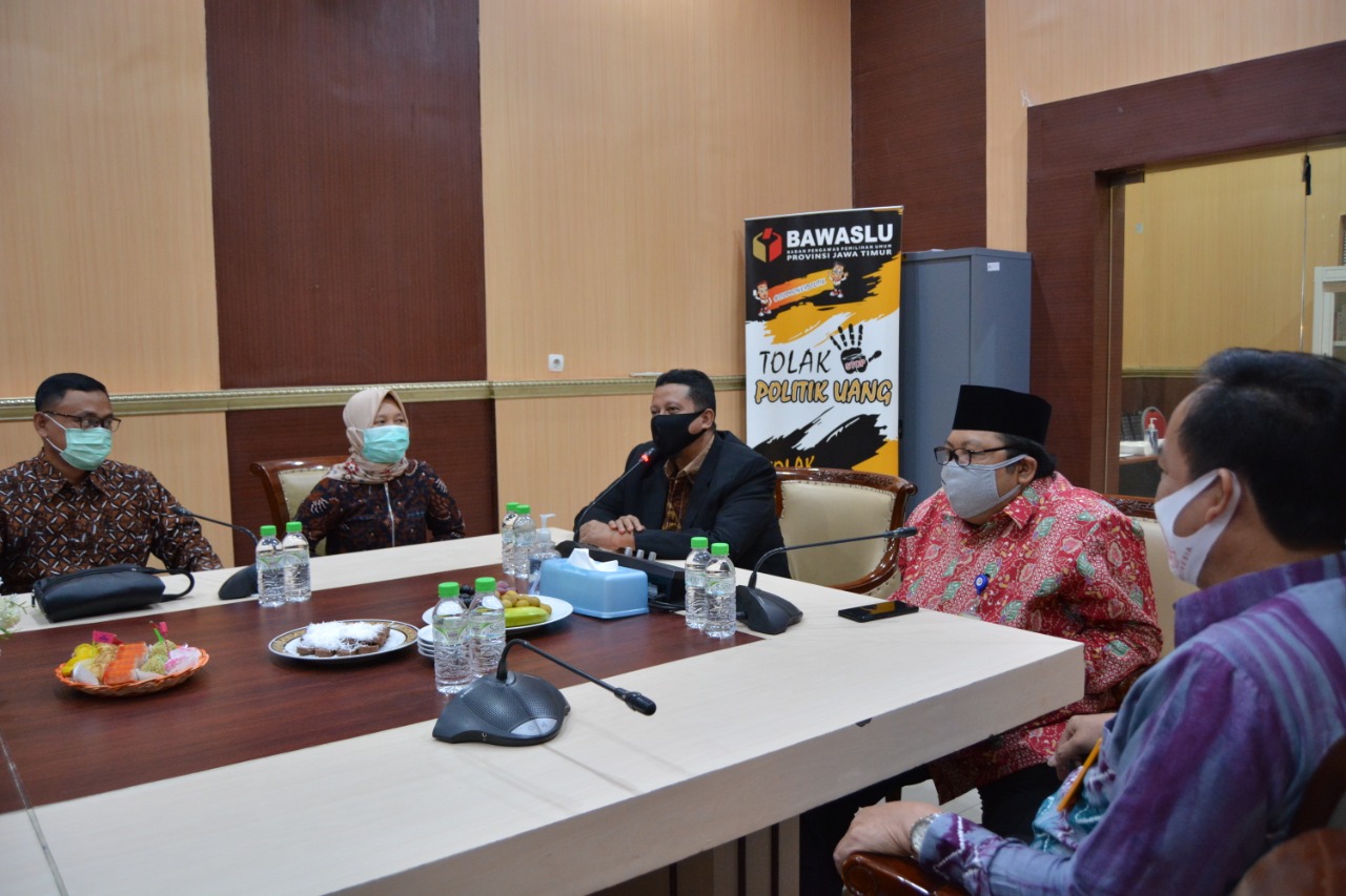 Tiga Maksud Prof. Muhammad Kunjungi Bawaslu Jatim