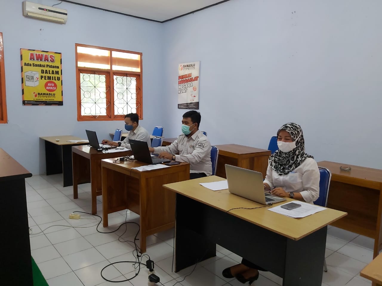 369 Pegawai Non PNS Bawaslu se-Jatim Ikuti Evaluasi Tahunan dengan CAT