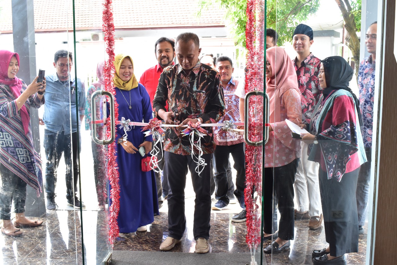 Warits Resmikan Kantor Bawaslu Jember