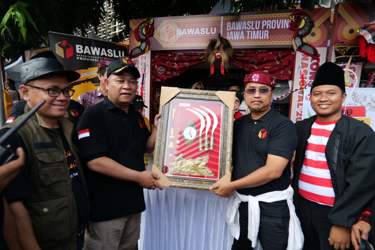 Sosialisasi Hasil Pengawasan, Bawaslu Jatim Ramaikan Pameran di Jakarta