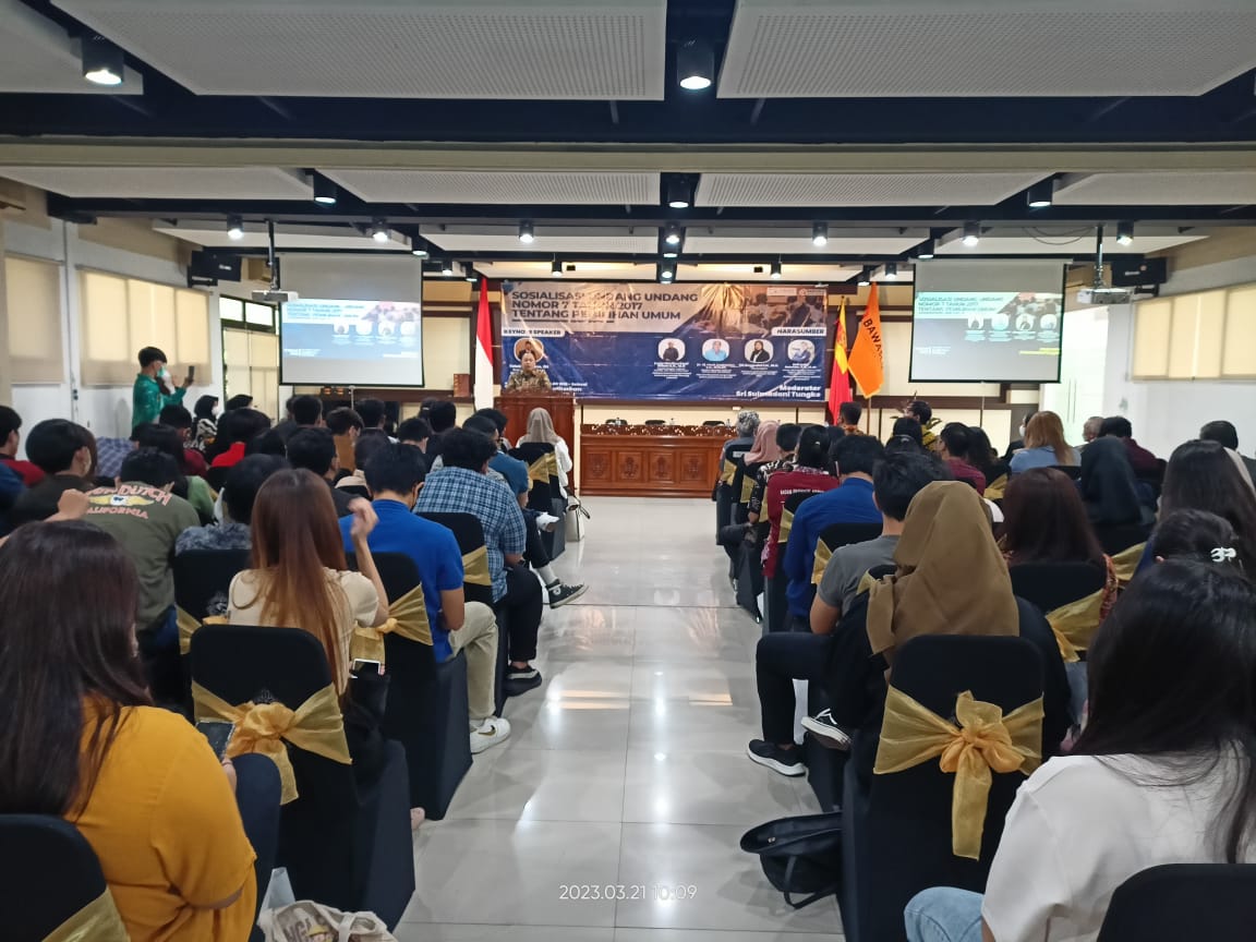 Totok Ajak Mahasiswa Ubaya Melakukan Pengawasan Partisipatif Pemilu 2024