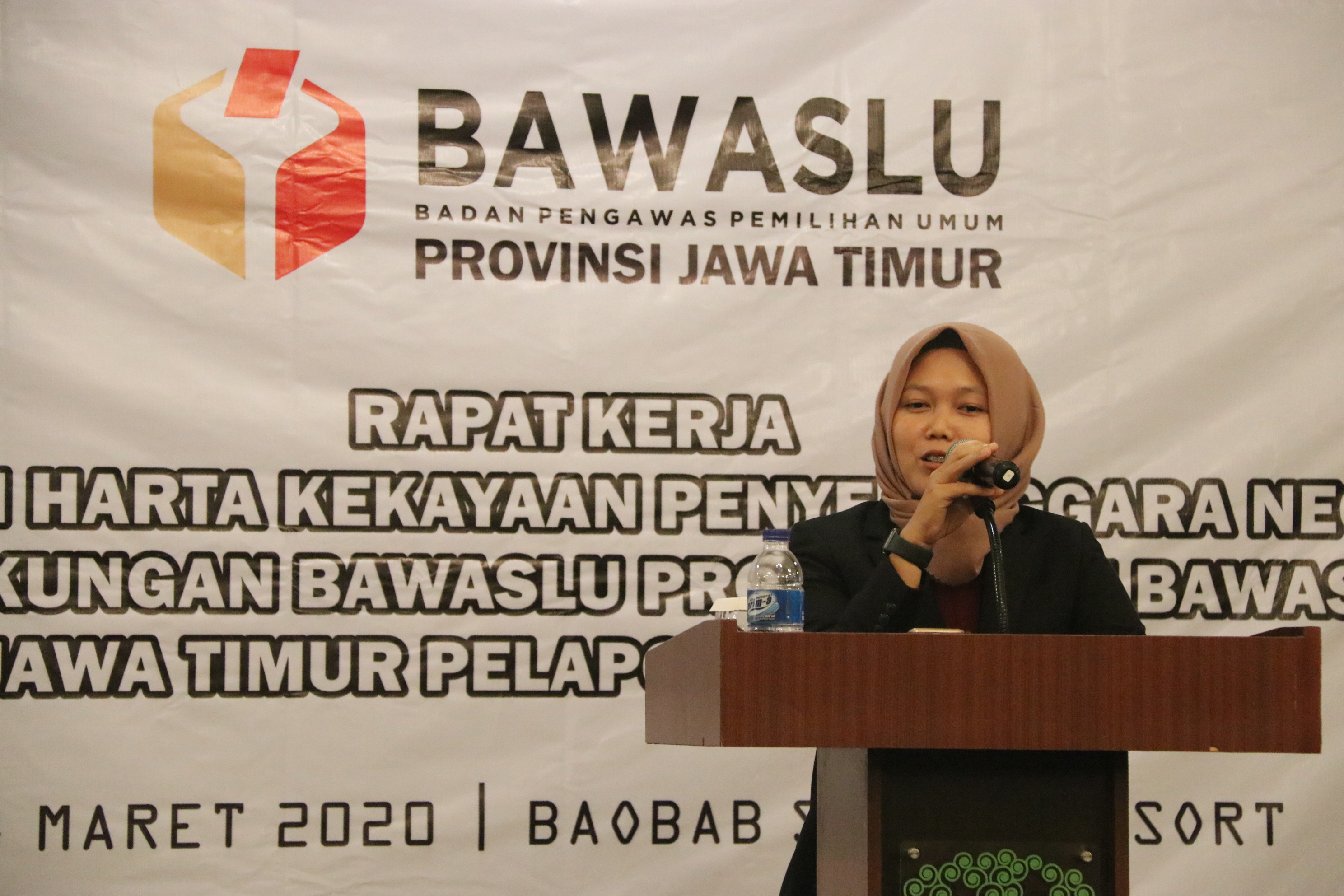 Ely Hibahkan Ruangannya untuk Perempuan Pengawas se-Jawa Timur