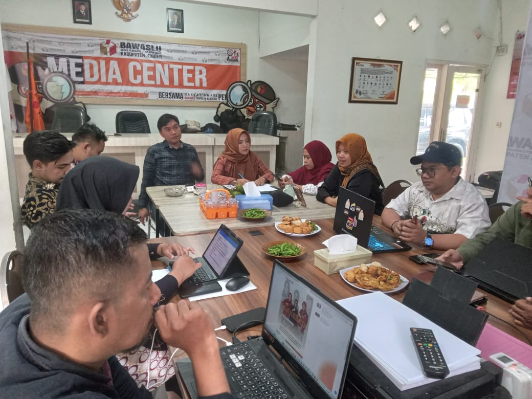 Targetkan Bawaslu se-Jatim Jadi Lembaga Informatif, Endah Lakukan Supervisi Jelang Monev Keterbukaan Informasi Publik