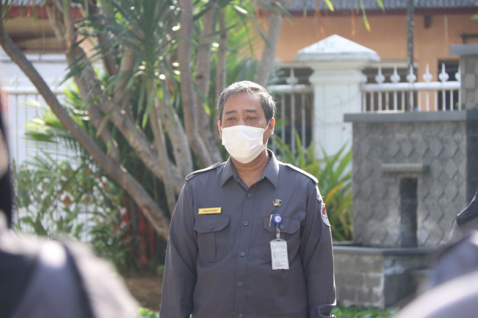 Apel Senin, Teguh Rifa'i Pamit Pensiun