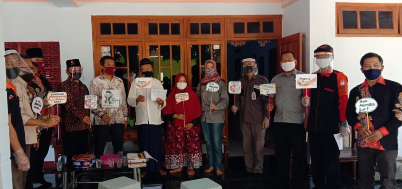 Pastikan dengan Protokol Kesehatan, Ikhwan Awasi Coklit di Ponorogo