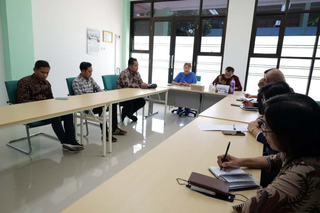 Bawaslu Jatim Audiensi DP3AK, Perkuat Validasi Data Pemilih