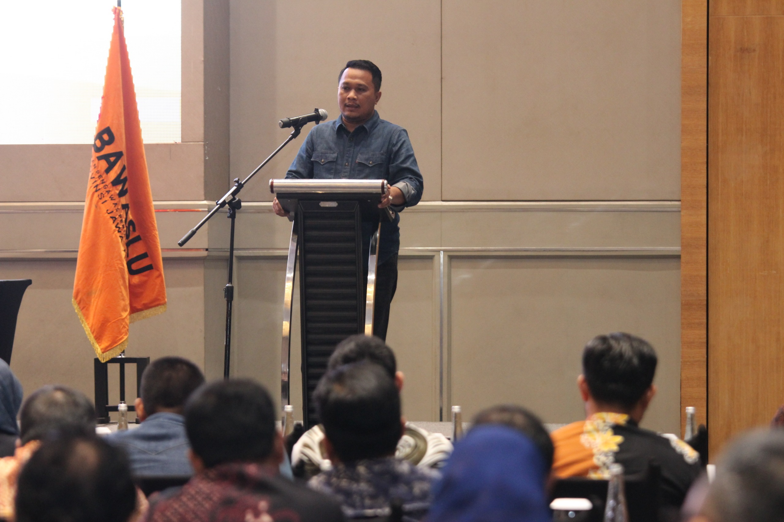 Unair Juara Debat Bawaslu RI, Noris Apresiasi Bawaslu Kab/Kota dalam Memberikan Sosialisasi