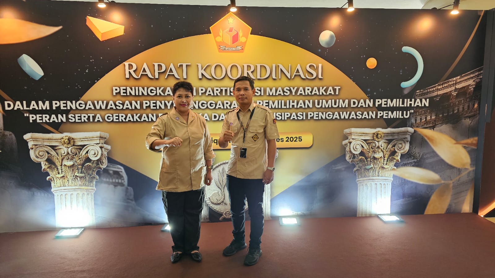 Solid: Anggota Bawaslu Jatim, Eka Rahmawati (kiri) saat menghadiri rapat koordinasi peningkatan partisipasi masyarakat di Jakarta, pada 15-17 Desember 2025 di Jakarta