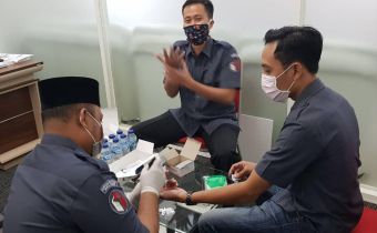 Siap dengan New Normal, Bawaslu Jatim Lakukan Rapid Test Covid-19