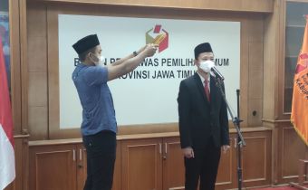 Syaifudin Dikukuhkan sebagai Anggota Bawaslu Ngawi