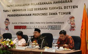 Rangkaian Pembinaan SDM, Bawaslu Jatim Berikan Anugerah bagi Lembaga dan Pengawas Pemilu