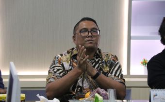 Di Bangkalan, Fritz Motivasi Pengawas Pemilu untuk Meningkatkan Inovasi dan Keberanian