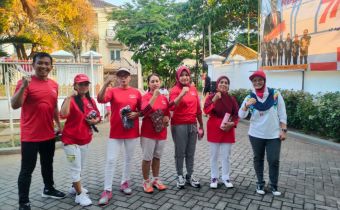 Bawaslu Jatim Senam Sehat dengan Masyarakat, Bagian dari Merayakan Kemerdekaan