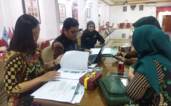 Bawaslu Jatim Awasi Melekat Pengajuan Bakal Calon Anggota DPRD Provinsi pada Pencermatan Rancangan DCS Pemilu 2024