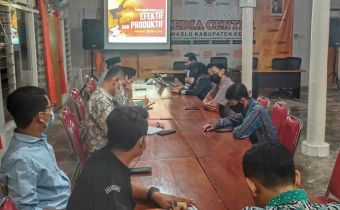 Malam Jumat Sepanjang Ramadhan Bawaslu Kabupaten Kediri Ngaji Regulasi