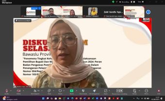 Diskusi Seri ke-5, Bawaslu Jatim Kaji Fenomena Kehadiran 100 Persen Pilkada Pamekasan