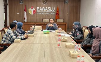 Terima Kunjungan KPPN Surabaya 1, Bawaslu Jatim Tingkatkan Nilai IKPA Satker