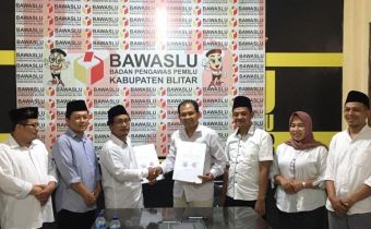 Ajak Dewan Masjid Indonesia, Bawaslu Blitar Perkuat Pengawasan Partisipatif