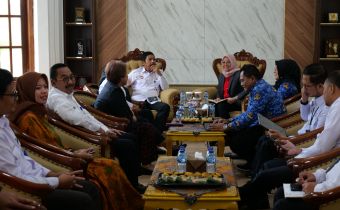 Bawaslu Jatim Audiensi Kanwil Kemenkum, Bahas JDIH hingga Layanan Hukum