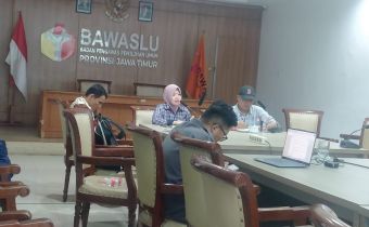 Endah Ajak Pengawas Pemilu se-Jatim Terapkan Etika di Dunia Digital