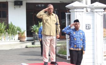 Totok Ajak Bawaslu se-Jatim Refleksikan Semangat Pahlawan dengan Kedisiplinan