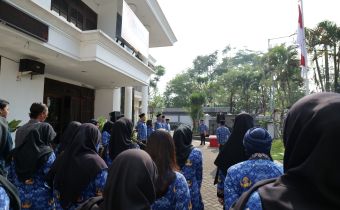Upacara Harkitnas Bawaslu Jatim